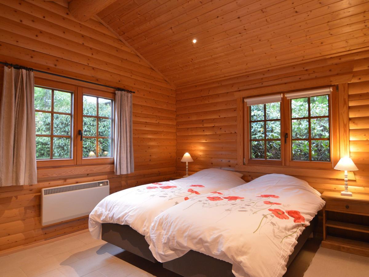 Charming Chalet With Private Garden In Stavelot Hockai Bagian luar foto