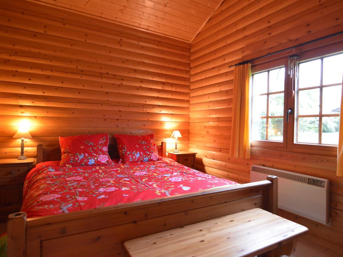 Charming Chalet With Private Garden In Stavelot Hockai Bagian luar foto