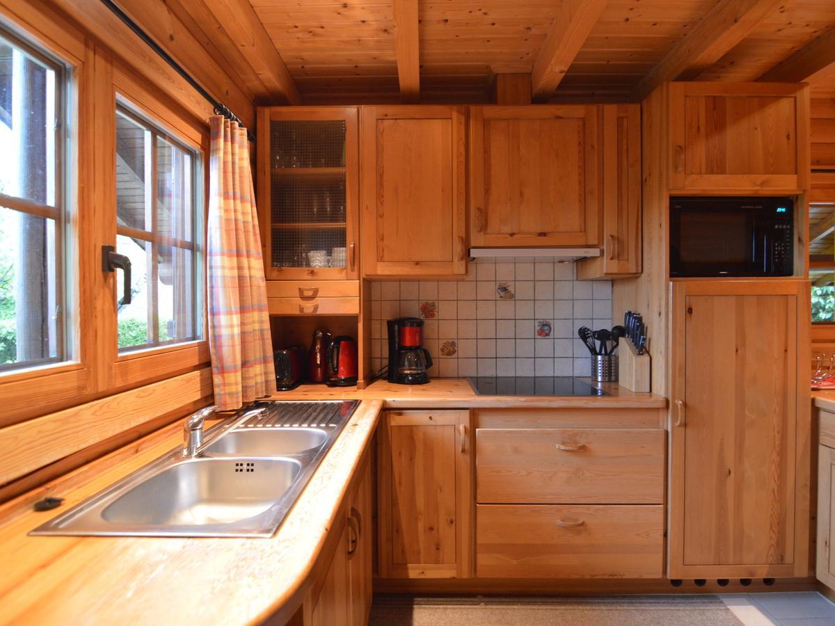 Charming Chalet With Private Garden In Stavelot Hockai Bagian luar foto