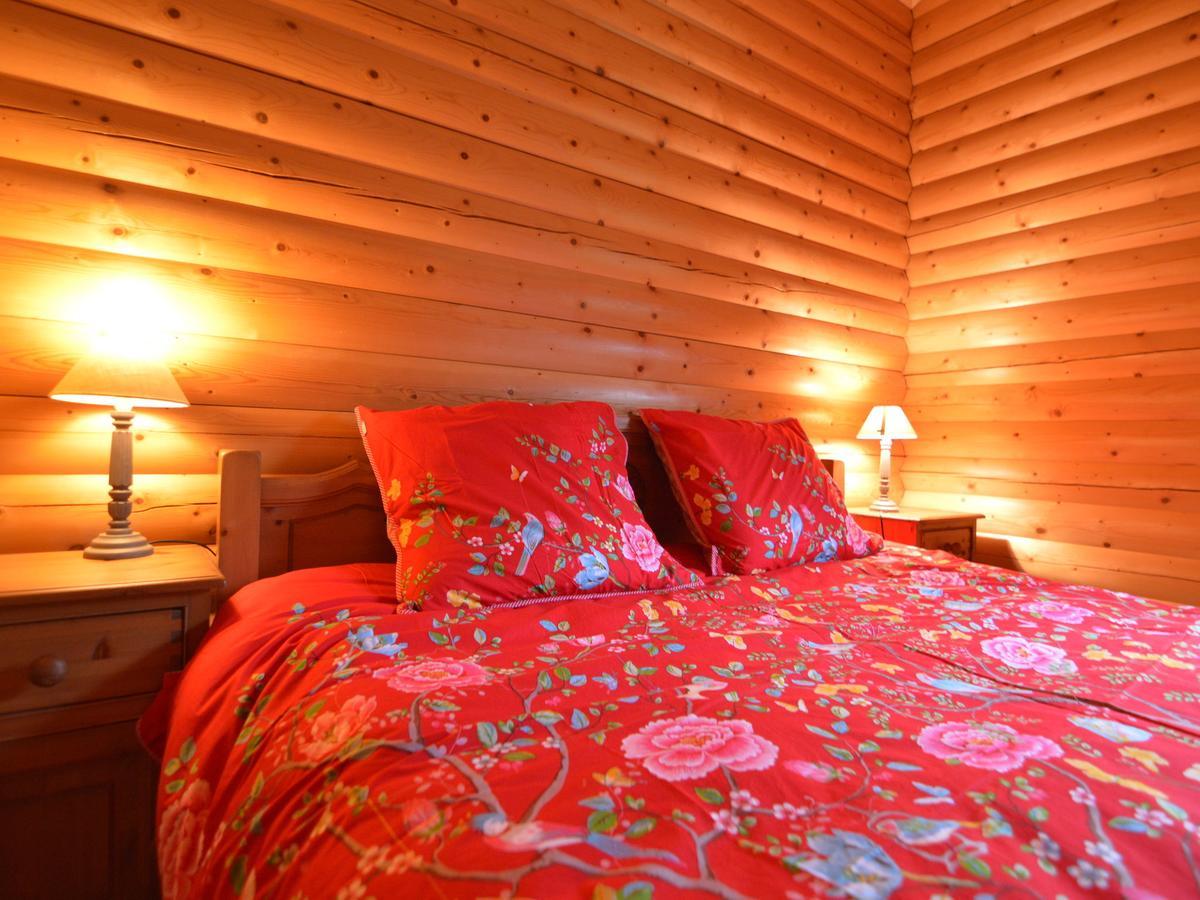 Charming Chalet With Private Garden In Stavelot Hockai Bagian luar foto